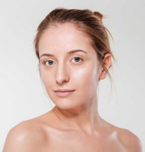 Skinora Extra Glow C Serum